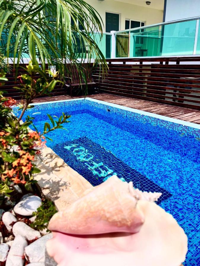 Barefoot Caye Caulker Hotel Esterno foto