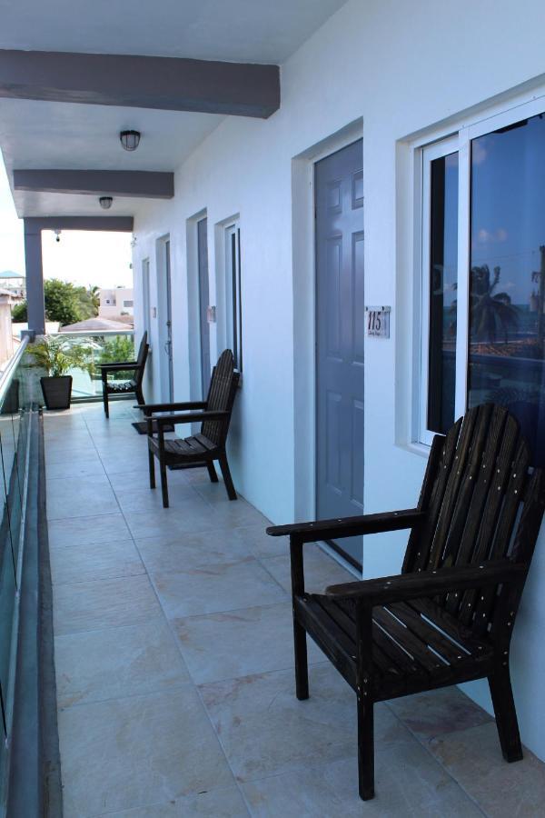 Barefoot Caye Caulker Hotel Esterno foto