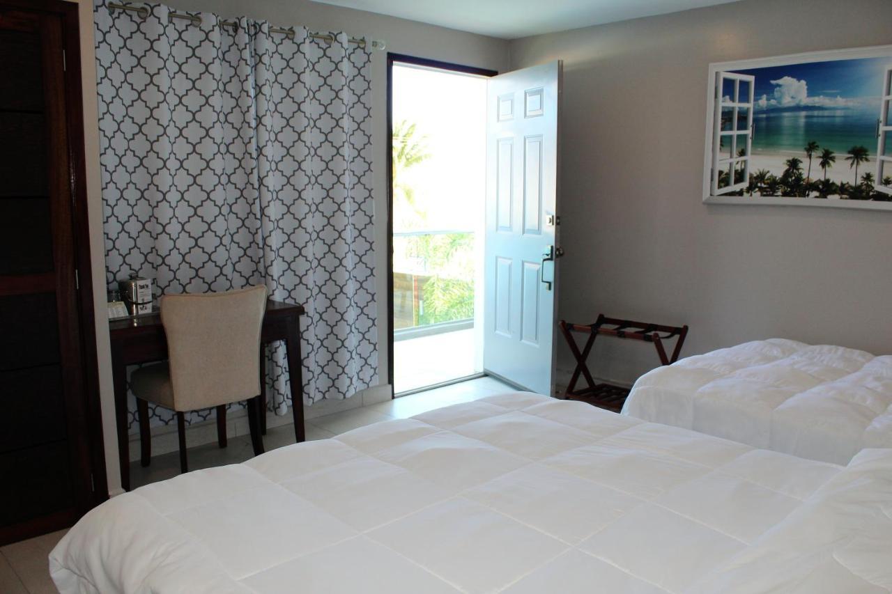Barefoot Caye Caulker Hotel Esterno foto